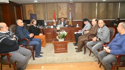 محافظ الغربية يعقد اجتماعا مع لجنه الرقابة على الأسواق  لتنفيذ مبادرة خفض أسعار السلع