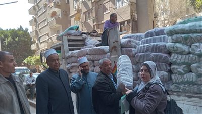 الأوقاف: توزيع 22 طن سلع غذائية من صكوك الإطعام بعدد من المحافظات