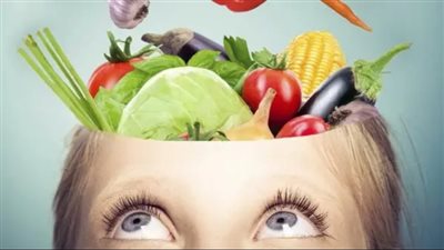 أطعمة تمنع الاصابة بالزهايمر وتعزز عمل الدماغ
