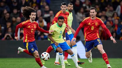 التعادل يحسم قمة إسبانيا والبرازيل الودية