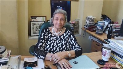 مهرجان أسوان الدولي لأفلام المرأة يكرم أستاذة المونتاج منى الصبان 