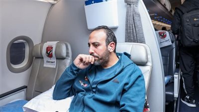 طبيب الأهلي يطمئن على حالة اللاعبين الدوليين 