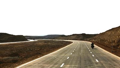  مشروع إزدواج طريق قنا_ الأقصر الغربي يُنشط السياحة والاستثمار 