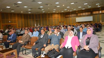 جامعة أسيوط توصي بتفعيل برامج وقائية لحماية الأطفال والشباب من تعاطي المخدرات