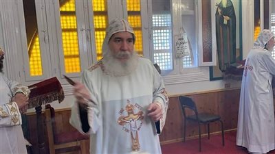 الأنبا غبريال يترأس فعاليات نهضة الصوم بدير المحرق.. شاهد