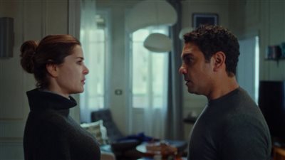 مسلسل بدون سابق إنذار الحلقة 2 ..آسر ياسين يشك في نسب ابنه