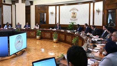 رئيس الوزراء يلتقى أعضاء اللجنة التنسيقية للحوار الوطني ويؤكد تتفيذ التوصيات 