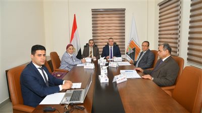 محافظ الغربية يشهد الإجتماع الدورى لمجلس الجامعة التكنولوجية بسمنود