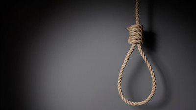 تشريح جثمان شاب عثر عليه مشنوقًا داخل غرفته بالمقطم