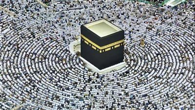 صلاة العشاء والتراويح بالمسجد الحرام في اللية الـ19 من رمضان (بث مباشر)