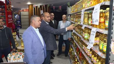 317  منفذا ثابتا ومتنقلا لبيع السلع الغذائية والأساسية بأسعار مناسبة ببني سويف 