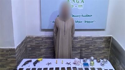 ضبط تاجري مخدرات بحوزتهما شابو وحشيش بـ  3 ملايين جنيه  