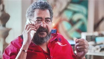 أول ظهور للراحل طارق عبدالعزيز في الحلقة الرابعة من 