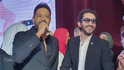 محمد حماقي يكشف عن خدعة تعرض لها في أغنية بسبب أحمد حلمي(فيديو)