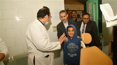 إحالة ٢٠ موظفا للتحقيق بمركز الرعاية الصحية الاولية بخرسيت