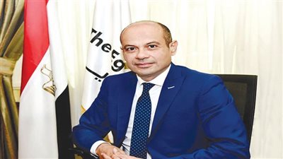 البورصة تدرس ملفات 5 شركات للطرح بالسوق الرئيسى والمشروعات الصغيرة والمتوسط 