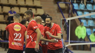 طائرة الأهلي يحسم تأهله لنهائي الدوري على حساب سبورتنج