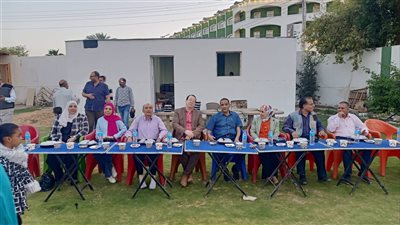 إفطار جماعي للعاملين بصحة الوادي الجديد