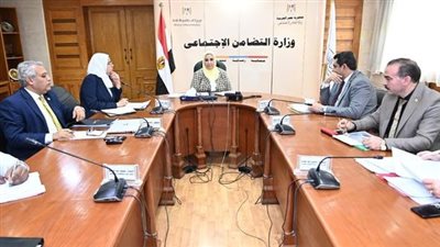 وزيرة التضامن تترأس الاجتماع الأول لمشروعات التمكين الاقتصادي 