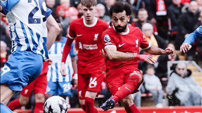 صلاح يقود ليفربول للفوز على برايتون وينتزع صدارة الدوري الإنجليزي مؤقتًا