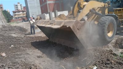 حملات مكثفة لإزالة التعديات على الأراضي الزراعية ورفع الإشغالات بالبحيرة 