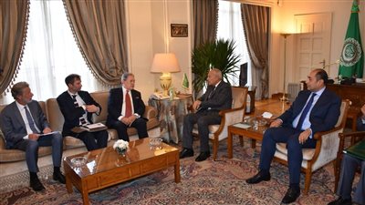  أبو الغيط يستقبل السيد وينستون بيترز  نائب رئيس الوزراء ووزير خارجية نيوزيلندا