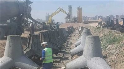 الهيئة العامة لحماية الشواطئ تتفقد مشروع حماية عروس البحر المتوسط من الغرق بالأسكندرية 