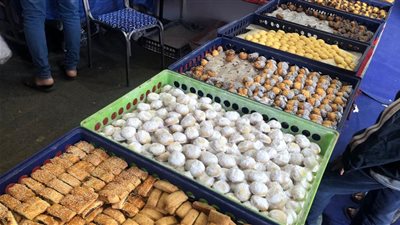 التموين تكشف أسعار الكعك والبيتي فور: خصم 25% (فيديو)