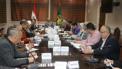 محافظ القليوبية يترأس اجتماع مجلس إدارة المناطق الصناعية 