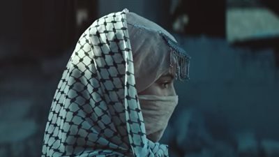 كليب أصحاب الأرض| حنظلة والترويدة الفلسطينية.. رموز من قلب الدمار حتى الانتصار 