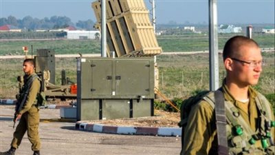 صحفي إسرائيلي يطالب بتحقيق حول اختراق أنظمة الدفاع الجوي في إيلات
