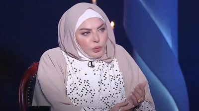 ميار الببلاوي تفضح داعية رفضت الزواج به: مزواج وعينه زايغة (فيديو)