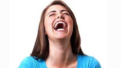 ما علاقة الضحك بعمر الإنسان؟.. دراسة تكشف مفاجأة