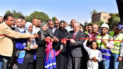 بتكلفة 220 مليون جنيه.. افتتاح أولى مشروعات الصرف الصحي بقرية الرياينة بالأقصر ضمن “حياة كريمة”