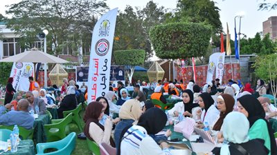 رئيس جامعة أسيوط يشارك 