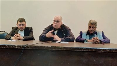 المقهى الثقافي الرمضاني بالفيوم يحتفي بمسيرة الشاعر عبدالكريم عبدالحميد