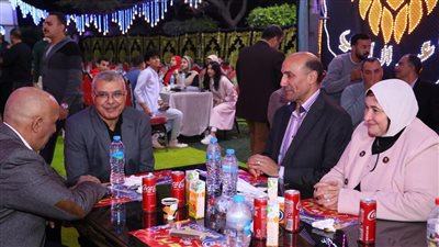 رئيس جامعة الزقازيق يشارك أسرة «طلاب من أجل مصر» حفل إفطار جماعي
