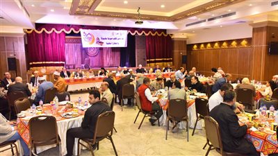 محافظ أسيوط يشهد حفل الافطار الرمضاني بمطرانية الأقباط الكاثوليك