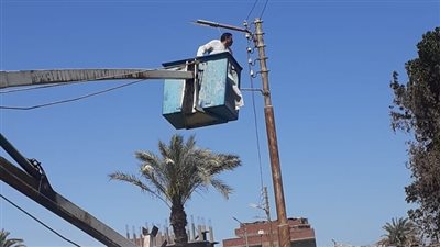 استعدادًا لعيد الفطر.. مطاي تضيء الطرق والشوارع