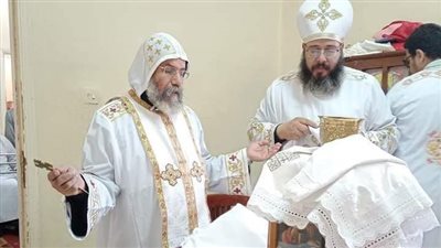 أبرز أنشطة الانبا صليب في كنيسة الملاك ميخائيل..بالصور