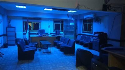  احتفالا باليوم العالمي للتوحد.. إضاءة المدارس التعليمية وإدارة فرشوط التعليمية باللون الأزرق