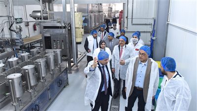 رئيس هيئة الاستثمار يفتتح توسعات الشركات التركية في العاشر من رمضان