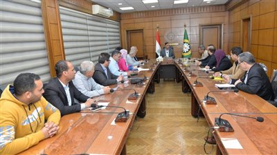 الدقهلية تناقش مشروعات رصف الطرق لقرى شربين ضمن حياة كريمة