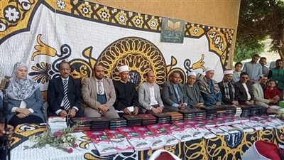 أزهر سوهاج يكرم الخاتمين للقرآن الكريم برواق الشيخ محمود عنبر بطهطا