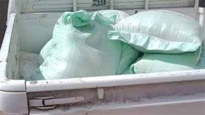 ضبط 250 كيلو دقيق مدعم داخل مخبز سياحي بالفيوم 