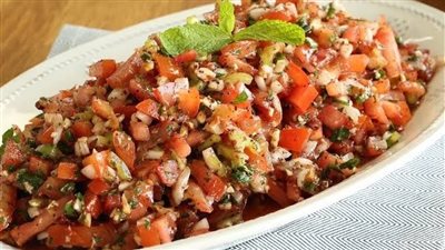 اصنعي سلطة عين الجمل بالخضار وتمتعي بمذاق شهي وفوائد عديدة