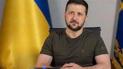 خبير يكشف السر وراء دعم بايدن لزيلينسكي