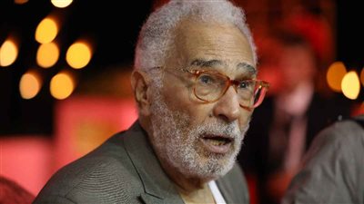 عبد الرحمن أبو زهرة| ظهور ينفي وفاته وشكل حياته في عمر 90  بعد اعتزاله الفن