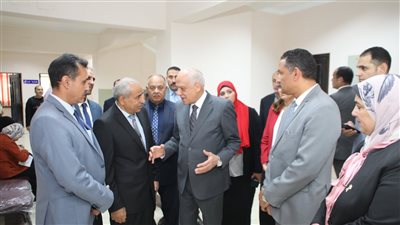 محافظ الجيزة يفتتح عددا من المدارس والمنشآت التعليمية بالدقى والهرم (صور)