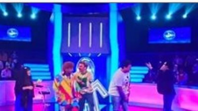 مسلسل الكبير أوي 8| حزلقوم يكسب 10 آلاف جنيه ببرنامج مين هيكسب نصف مليون